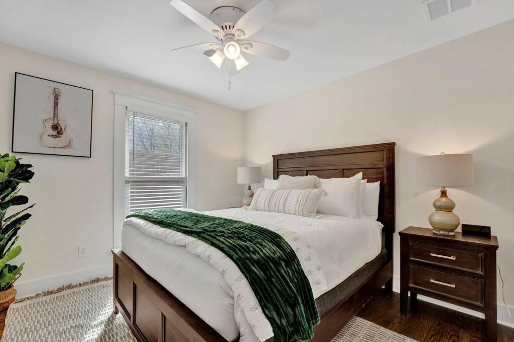 The Victorian - Elegant 3Br Home Near Overton Memphis Eksteriør billede